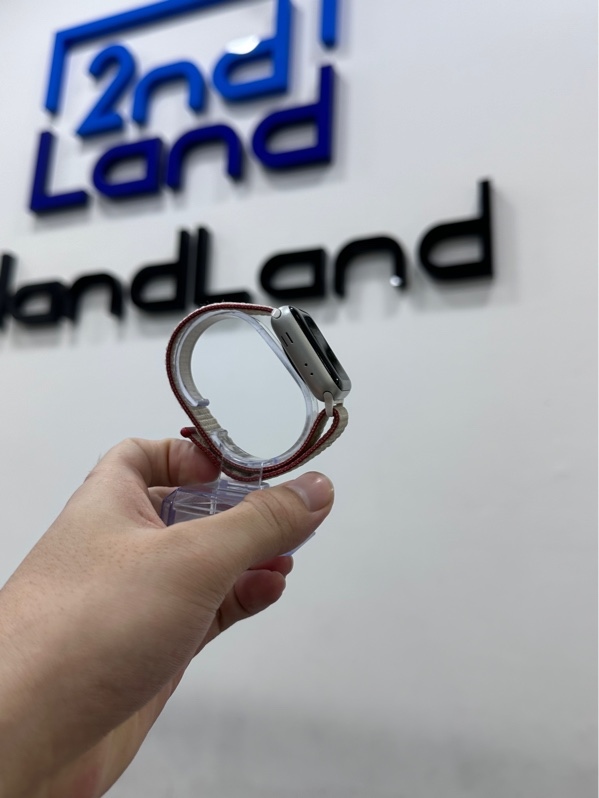 Đồng hồ Apple Watch Series 3/38mm - LL/A - GPS - Pin 100% thay new - Màu bạc - Ngoại hình: 98% - Kèm sạc