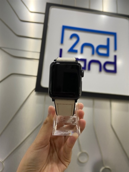 Đồng hồ Apple Watch Series 3/38mm - LL/A - GPS - Pin 96% - Viền nhôm - Màu xám - Ngoại hình: 98% - Body - Kèm sạc