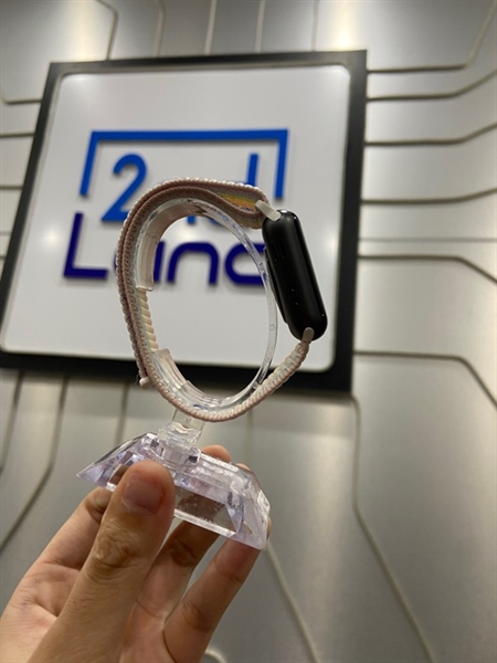 Đồng hồ Apple Watch Series 3/38mm - LL/A - GPS - Pin 99% - Viền nhôm - Màu đen - Ngoại hình: 98% - Kèm sạc 1