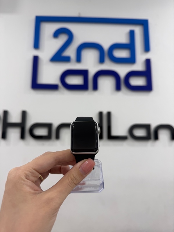 Đồng hồ Apple Watch Series 3 - 38mm - VN/A - GPS - Màu bạc - Pin 100% - Màn xanh viền - Kèm sạc linh kiện