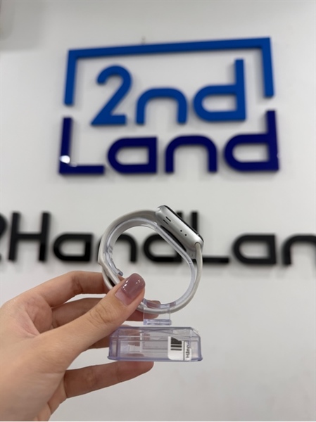 Đồng hồ Apple watch series 3 - 38mm - VN/A - GPS - Màu bạc - Pin 87% - Ngoại hình 97% - trầy viền - Kèm sạc 2