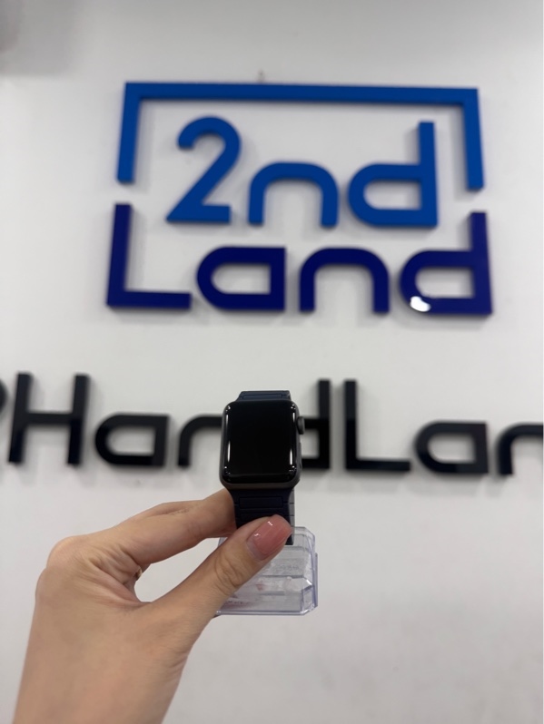 Đồng hồ Apple Watch Series 3 - 38mm - VN/A - GPS - Màu đen - Pin 100% - Ngoại hình 97% - Màn vàng viền - Kèm sạc