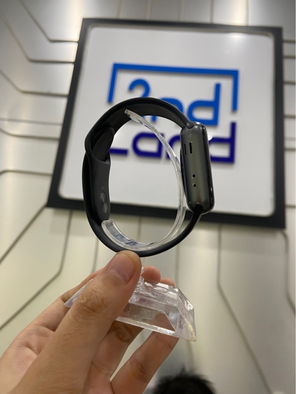 Đồng hồ Apple Watch Series 3/38mm - VN/A - GPS - Pin 97% - Viền nhôm - Màu đen - Ngoại hình: 97% - Trầy sườn, màn xước, màn đánh kính, ám viền hồng - Kèm sạc