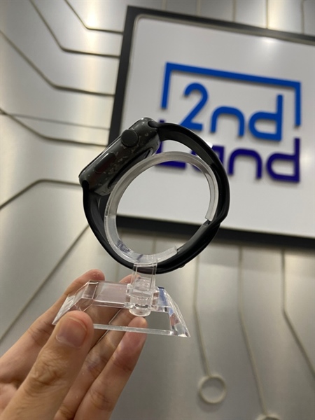 Đồng hồ Apple Watch Series 3/38mm - VN/A - GPS - Viền nhôm - Màu đen - Ngoại hình: 96% - Trầy cấn viền nặng, viền màn hở nhẹ,Không ghi âm, không hiện pin, không update - Body 2