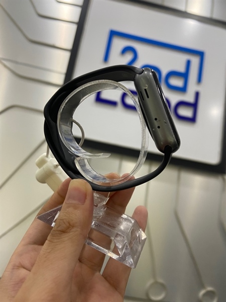 Đồng hồ Apple Watch Series 3/42mm - 2J/A - GPS - Pin 100% thay new - Viền nhôm - Màu đen - Ngoại hình: 97% - Trầy sườn, màn xước, màn ám viền xanh, ám trong hồng - Body