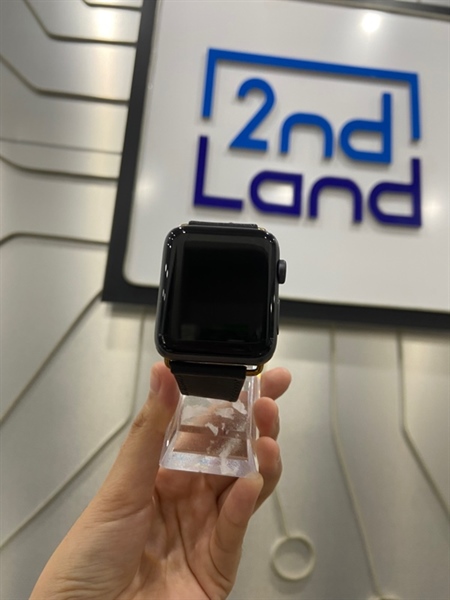 Đồng hồ Apple Watch Series 3/42mm - J/A - GPS - LTE ( có esim ) - Pin 100% - Màu xám - Ngoại hình: 98% - Body - Kèm sạc