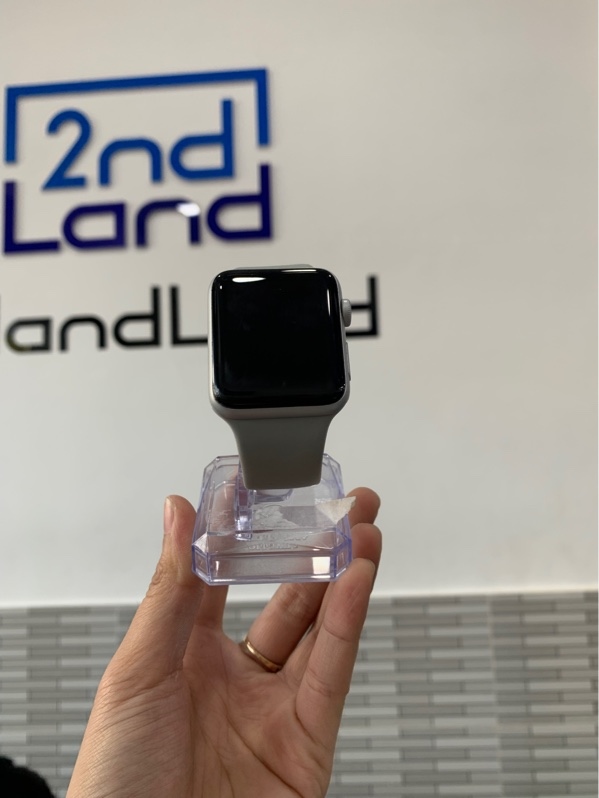 Đồng hồ Apple Watch Series 3 - 42mm - LL/A - GPS - Màu bạc - Pin 84% - Ngoại hình: 98% - Body