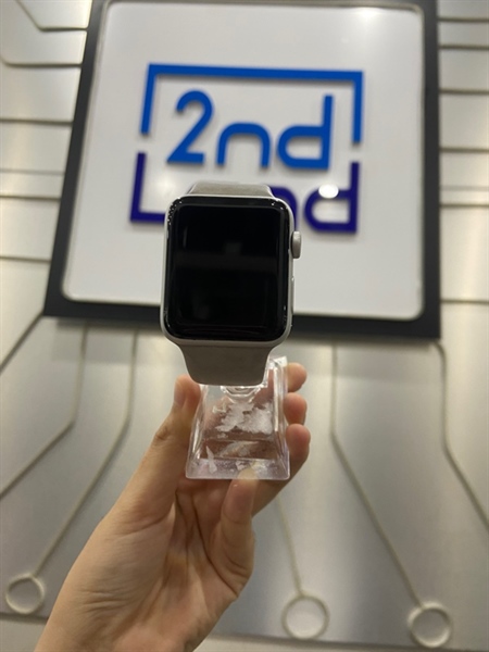 Đồng hồ Apple Watch Series 3/42mm - LL/A - GPS - Pin 91% - Màu trắng - Ngoại hình: 98% - Kèm sạc