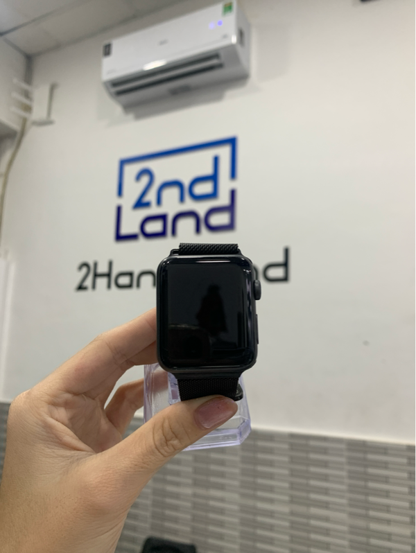 Đồng hồ Apple Watch Series 3 - 42mm - LL/A - GPS - Viền nhôm - Màu đen - Pin 86% - Ngoại hình: 99% - Kèm sạc