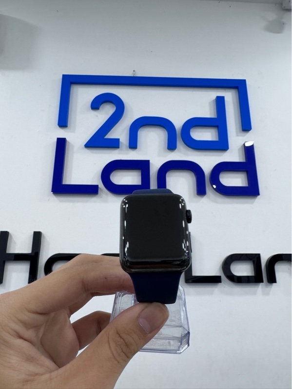 Đồng hồ Apple watch series 3 - 42mm - LL/A - LTE không esim VN - 16Gb - bản thép - Màu xám - Pin 100% - Ngoại hình 97% - Màn trầy - Kèm sạc