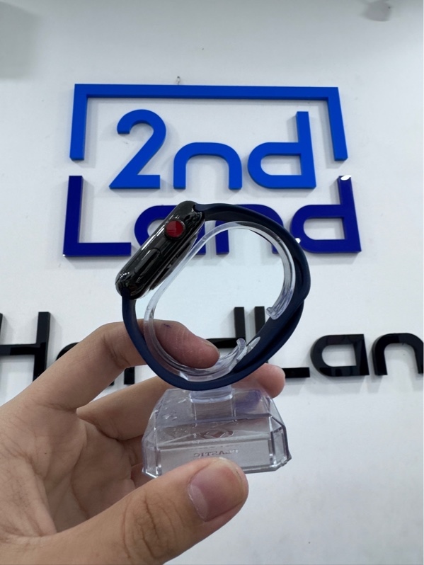 Đồng hồ Apple watch series 3 - 42mm - LL/A - LTE không esim VN - 16Gb - bản thép - Màu xám - Pin 100% - Ngoại hình 97% - Màn trầy - Kèm sạc