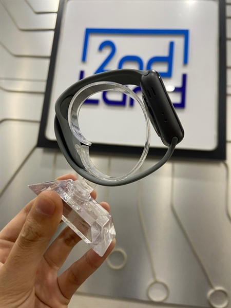 Đồng hồ Apple Watch Series 3/42mm - LL/A - LTE no esim VN - Pin 85% - Viền nhôm - Màu xám - Ngoại hình: 98% - Body 1