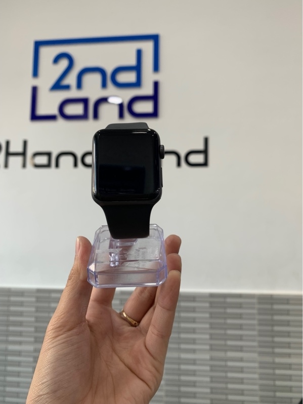 Đồng hồ Apple Watch Series 3 - 42mm - VN/A - GPS - Màu đen - Pin 90% - Ngoại hình: 98% - Kèm sạc