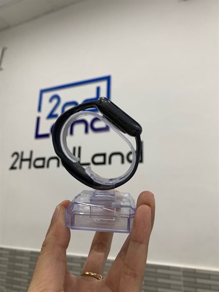 Đồng hồ Apple Watch Series 4 - 40mm - CH/A - GPS - Màu đen - Pin 100% - Ngoại hình: 98% - Kèm sạc 1