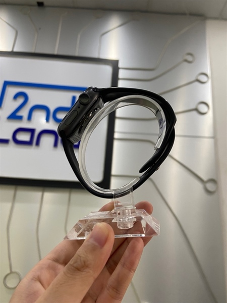 Đồng hồ Apple Watch Series 4/40mm - GPS - CH/A - Màu đen - Pin 100% đã thay - Ngoại hình: 98% - Body 2