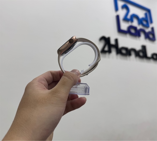 Đồng hồ Apple Watch Series 4/40mm - LL/A - Bản GPS - Pin 100% thay new - Viền nhôm - Màu hồng - Ngoại hình 98% - Kèm sạc 2