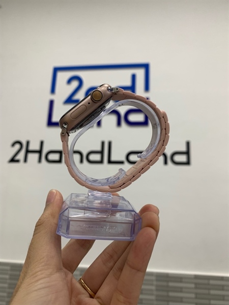 Đồng hồ Apple Watch Series 4 - 40mm - LL/A - GPS - Bản nhôm - Màu hồng - Pin 100% đã thay - Ngoại hình: 98% - Body, kèm sạc 2