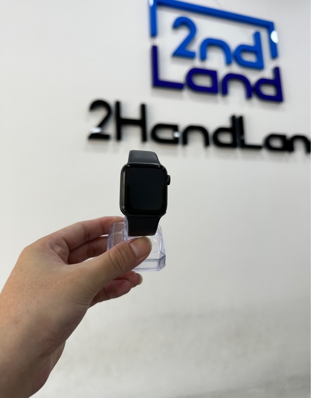 Đồng hồ Apple Watch Series 4/40mm - LL/A - GPS - Pin 100% thay new - Viền nhôm - Màu đen - Ngoại hình 98% - Kèm sạc