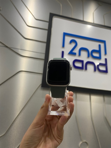 Đồng hồ Apple Watch Series 4/40mm - LL/A - GPS - Pin 96% - Viền nhôm - Màu bạc - Ngoại hình: 98% - Body