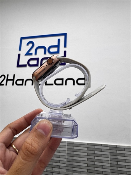 Đồng hồ Apple Watch Series 4 - 40mm - LL/A - Màu hồng - Pin 90% - Ngoại hình: 98% - Màn ám xanh - Box, kèm sạc 1