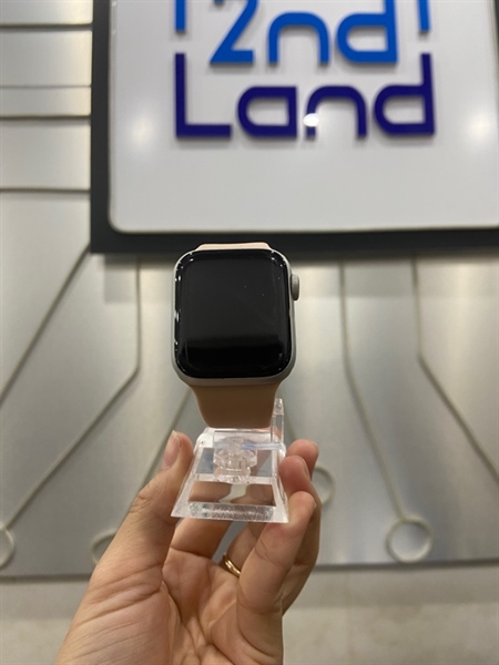 Đồng hồ Apple Watch Series 4/40mm - X/A - GPS - Pin 100% - Màu xám - Ngoại hình: 98% - Kèm sạc