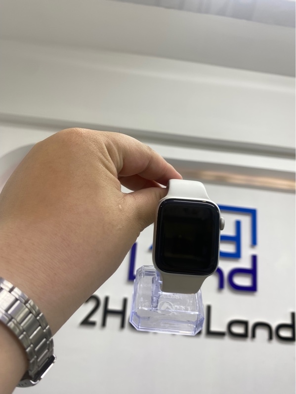 Đồng hồ Apple watch series 4 - 44mm - GPS - Bản nhôm - Màu bạc - Pin 87% - Ngoại hình 97% - Màn ép kính, màn trầy - Fullbox, kèm 1 dây đeo thép (42mm)