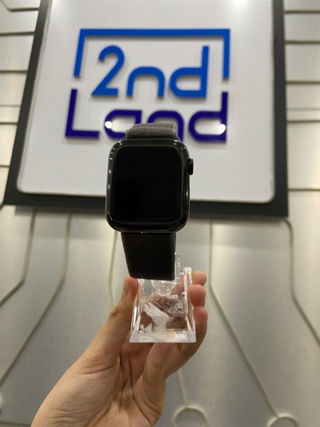 Đồng hồ Apple Watch Series 4/44mm - LL/A - GPS - Pin 100% - Viền thép - Màu đen - Ngoại hình: 98% - Kèm sạc