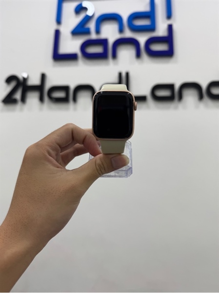Đồng hồ Apple Watch Series 4/44mm - LTE không esim - Pin 90% - Màu hồng - Ngoại hình 97% - Body