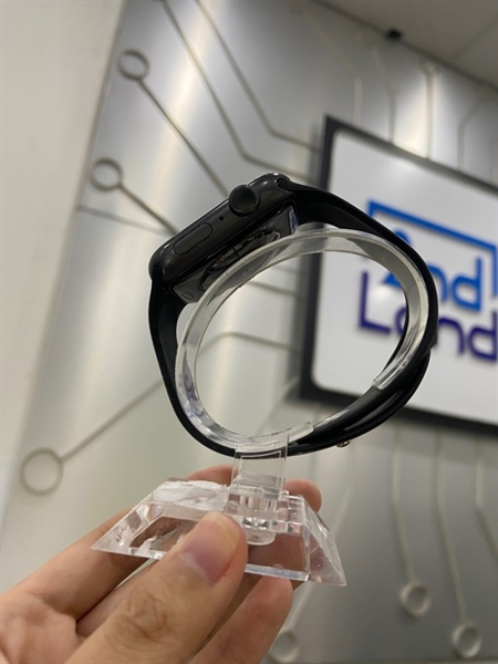 Đồng hồ Apple Watch Series 4/44mm - ZP/A - GPS - Pin 89% - Viền nhôm - Màu đen - Ngoại hình: 97% - Cấn sườn nhẹ - ép kính - Body 2