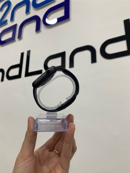 Đồng hồ Apple Watch Series 4 Nike - 44mm - LTE ( không esim) - Màu đen - Pin 100% đã thay - Ngoại hình: 98% - Màn 2 chấm pixel xanh - Body, kèm sạc 2