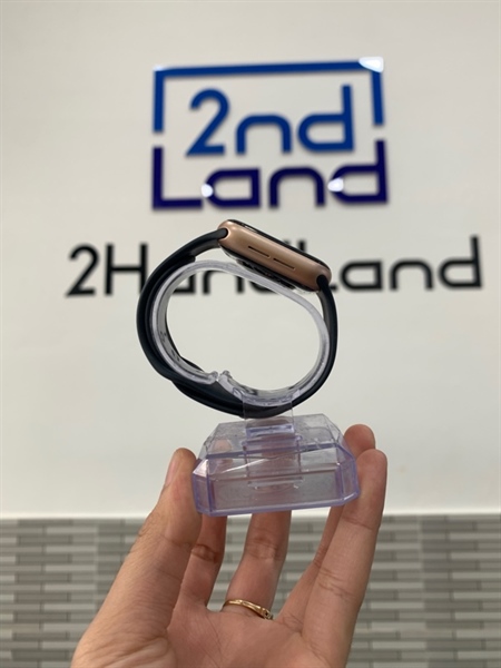 Đồng hồ Apple Watch Series 5 - 40mm - B/A - GPS - Bản nhôm - Màu vàng hồng - Pin 87% - Ngoại hình: 98% - Body, kèm sạc