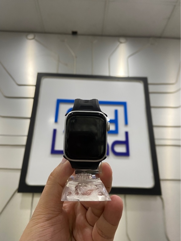 Đồng hồ Apple Watch Series 5/40mm - GPS - LL/A - Pin 100% thay new - Viền nhôm - Màu bạc - Ngoại hình: 98% - Body