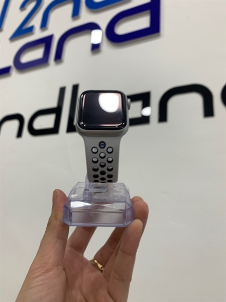 Đồng hồ Apple Watch Series 5 - 40mm - LL/A - GPS - Bản nhôm - Màu trắng - Pin 100% đã thay - Ngoại hình: 98% - Body, kèm sạc