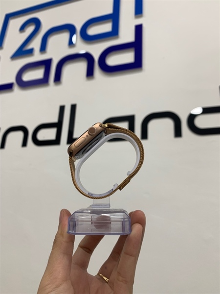 Đồng hồ Apple Watch Series 5 - 40mm - LL/A - GPS - Bản nhôm - Màu vàng hồng - Pin 99% - Ngoại hình: 98% - Body, kèm sạc linh kiện 2