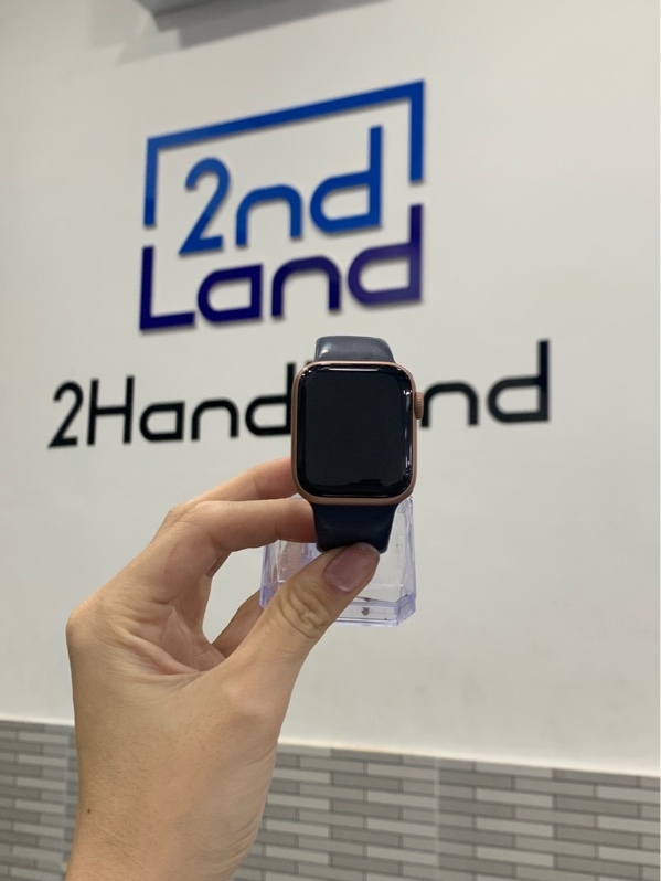 Đồng hồ Apple Watch Series 5 - 40mm - LL/A - GPS - Viền nhôm - Màu hồng - Pin 87% - Ngoại hình: 97% - Kèm sạc