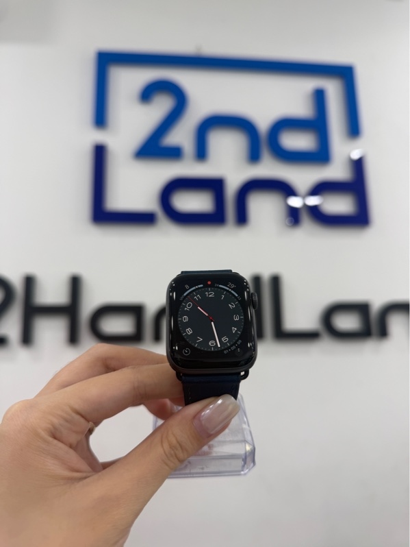 Đồng hồ Apple watch series 5 - 44mm - LL/A - 32GB - Màu xám - Pin 88% - Ngoại hình 9% - Màn ép cảm - Kèm sạc