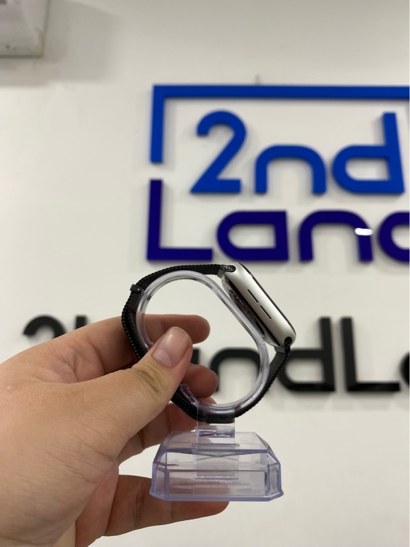 Đồng hồ Apple watch series 5 - 44mm - LL/A - LTE không esim VN - 32gb - Màu bạc - Pin thay 100% - Ngoại hình 98% - Viền trầy - Kèm sạc