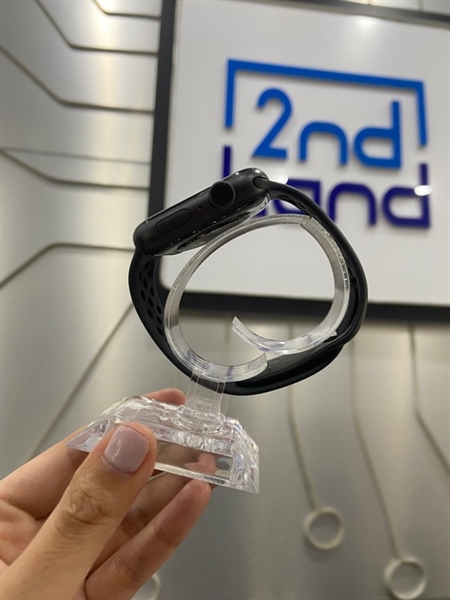 Đồng hồ Apple Watch Series 5/44mm Nike - 2X/A - GPS - Pin 85% - Màu đen - Ngoại hình: 97% - Kính trầy nặng - Body 2