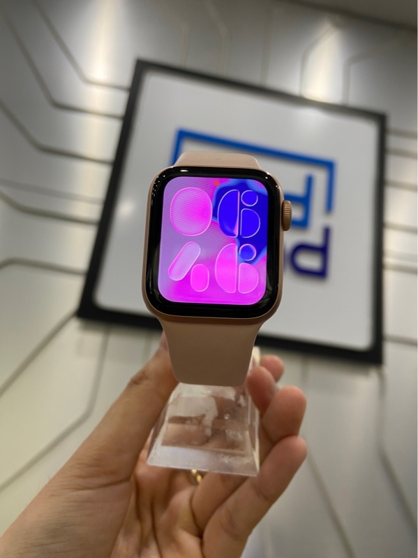 Đồng hồ Apple Watch Series 6/40mm - GPS - Pin 100% - Màu vàng hồng - Ngoại hình: 98% - FullBox