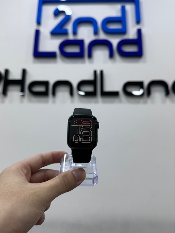 Đồng hồ Apple Watch Series 6/40mm - LL/A - Bản GPS - Pin 100% thay new - Viền nhôm - Màu đen - Ngoại hình 98% - Kèm sạc