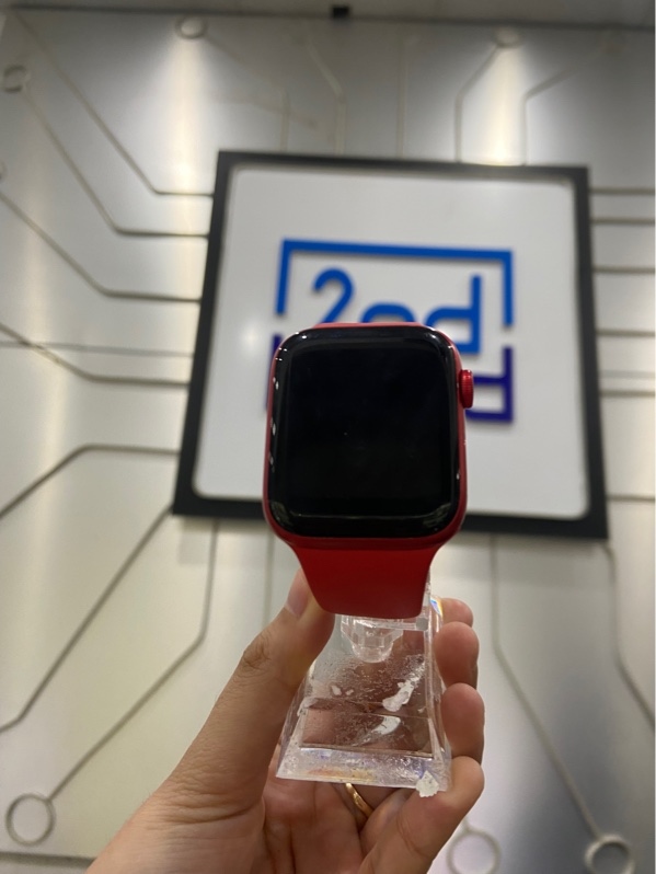 Đồng hồ Apple Watch Series 6/44mm - J/A - LTE có hỗ trợ Esim - Pin 100% thay new - Màu đỏ - Ngoại hình: 97% - Xước sườn - Kèm sạc