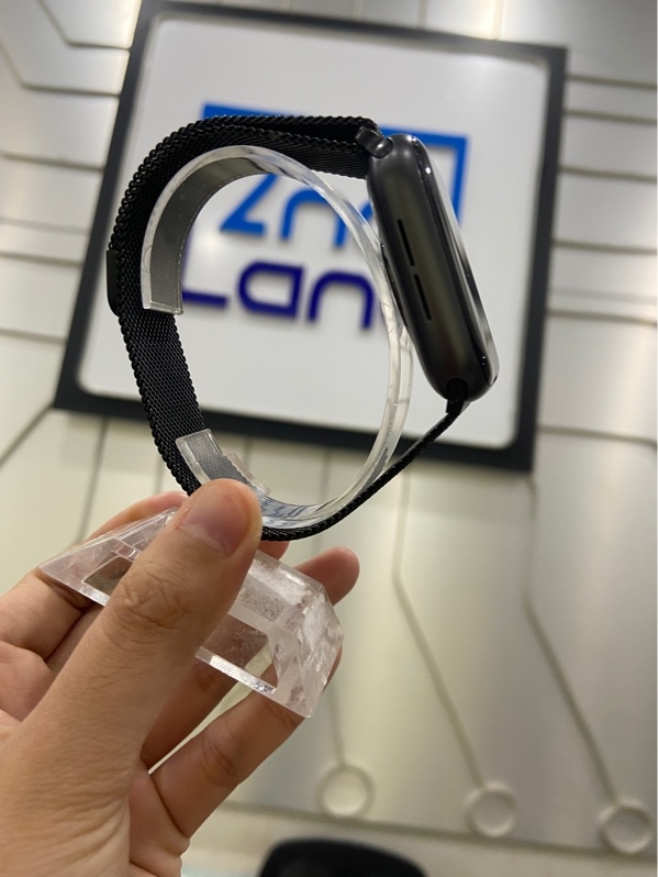 Đồng hồ Apple Watch Series 6/44mm - LTE (không hỗ trợ Esim) - Bản nhôm - Màu đen - Pin 100% thay new - Ngoại hình: 98% - Kèm sạc