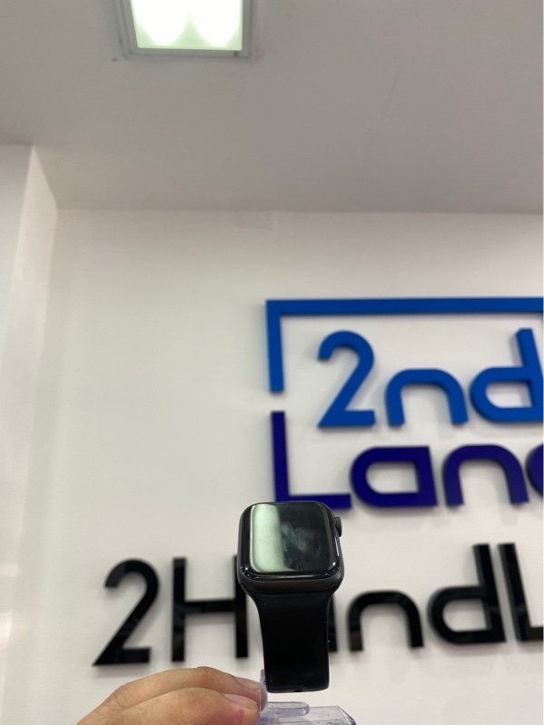 Đồng hồ Apple Watch Series 6 - 44mm - VN/A - 32GB - Pin: 100% thay new - Màu đen - Ngoại hình: 98% - Kèm Box