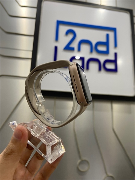 Đồng hồ Apple Watch Series 6/44mm - VN/A - GPS - Pin 100% thay new - Màu rose - Ngoại hình: 98% - Màn ép kính - Kèm sạc