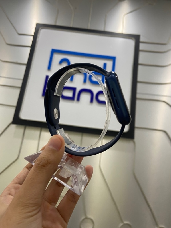 Đồng hồ Apple Watch Series 6/44mm - VN/A - GPS - Pin 100% thay new - Viền nhôm - Màu xanh dương - Ngoại hình: 98% - Màn ép kính - Kèm Box + sạc