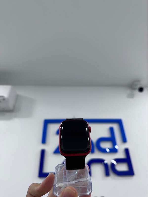 Đồng hồ Apple watch series 6 - LL/A - 44mm - GPS - 32GB - Màu đỏ - pin thay 100% - Ngoại hình 97% - Viền tróc sơn - Kèm sạc linh kiện