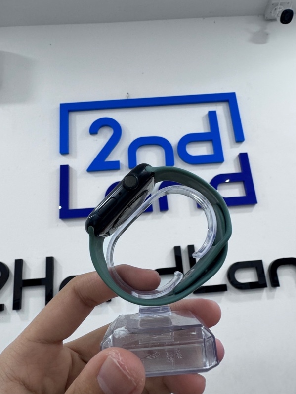 Đồng hồ Apple watch series 7 - 45mm - VN/A - GPS - 32GB - Bản nhôm - Màu xanh - Pin 100% - Ngoại hình 97% - Viền trầy xước, kính trầy - kèm sạc