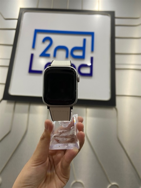 Đồng hồ Apple Watch Series 8/41mm - LL/A - GPS - 32GB - Pin 90% - Màu xám - Ngoại hình: 98% - Kèm sạc