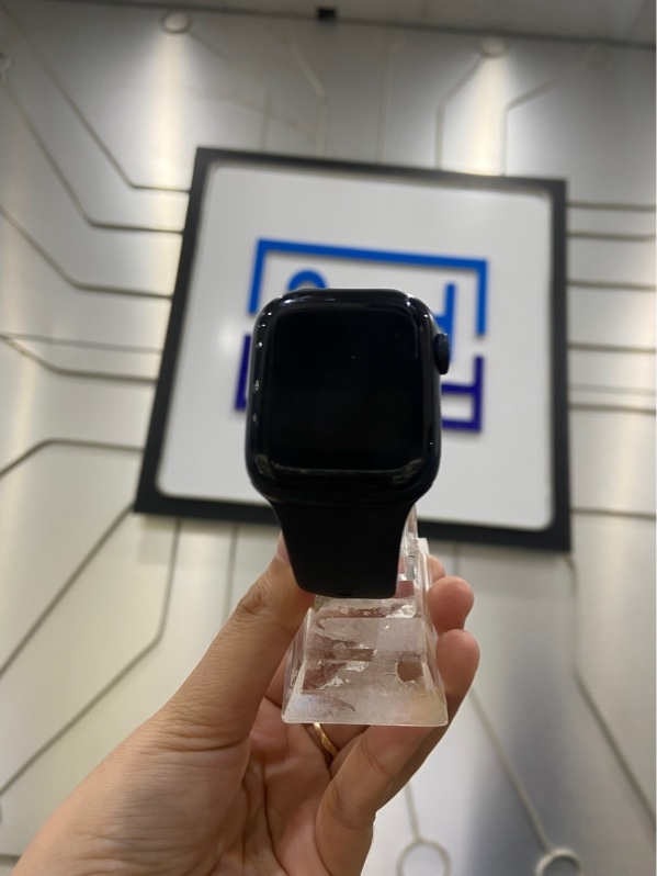 Đồng hồ Apple Watch Series 8/41mm - VN/A - GPS - Pin 91% - Màu đen - Ngoại hình: 98% - Kèm sạc