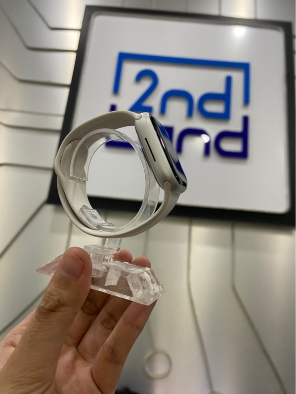 Đồng hồ Apple Watch Series 8/41mm - VN/A - LTE (có hỗ trợ Esim) - Pin 100% - Viền nhôm - Màu bạc - Ngoại hình: 98% - Kèm sạc